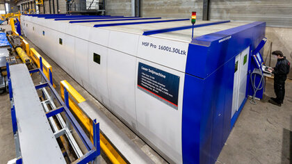 3D-Faserlaser für präzise Blechbearbeitung von klein bis XXL