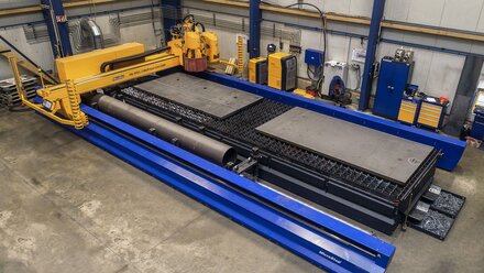 Multifunktionale 3D-Plasmaschneidanlage mit Rohrschneidvorrichtung