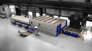 Ikarus, a Hungarian manufacturer of buses and trolleybuses, relies on a fiber laser solution from MicroStep for the cutting process. The MSF series has both a shuttle table system for sheet metal processing and an automatic feeder for cutting pipes and profiles.